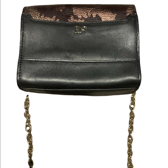 Diane Von Furstenberg Leather Chain-Linked Crossbody Bag - Picture 4 of 5
